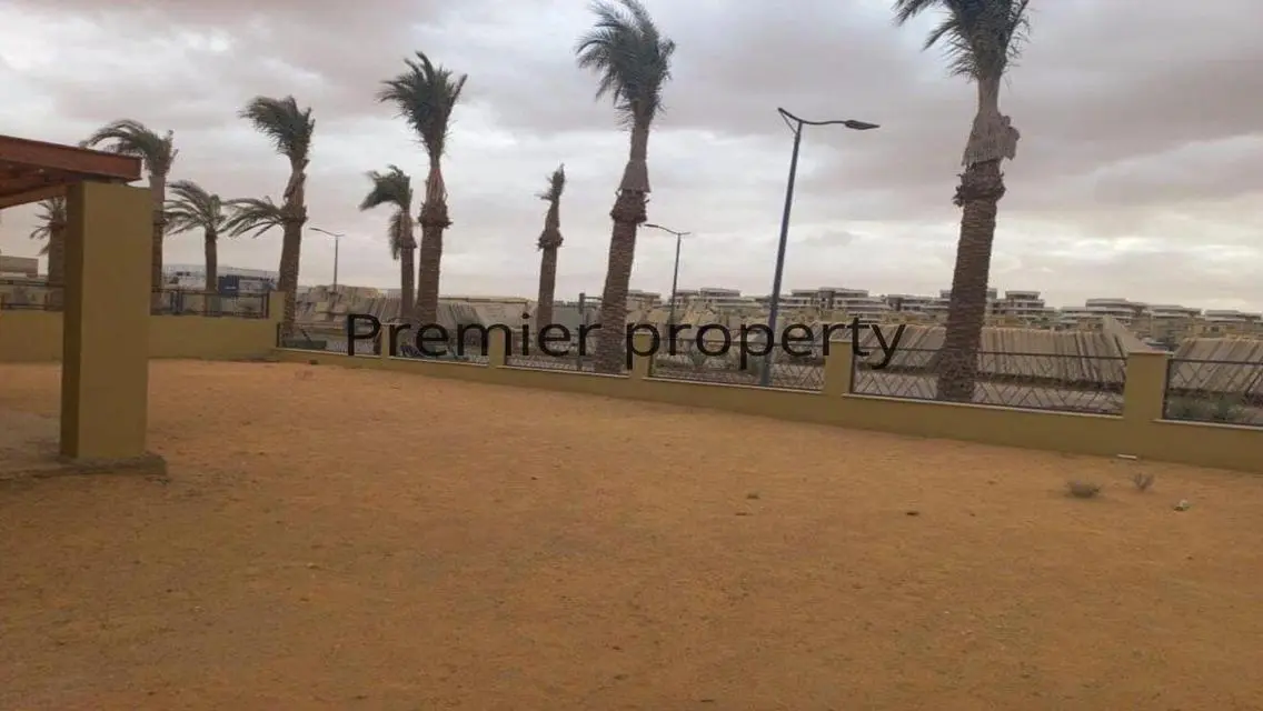 Luxury Villa with Spacious Living and Stunning Views