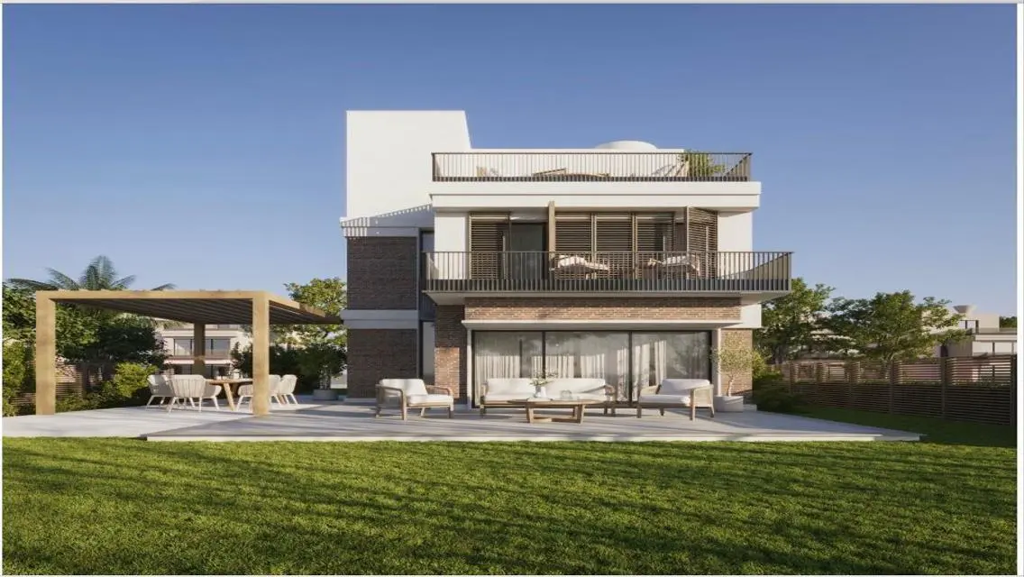 Luxury Villa for Sale in Hyde Park - Al-Shorouk