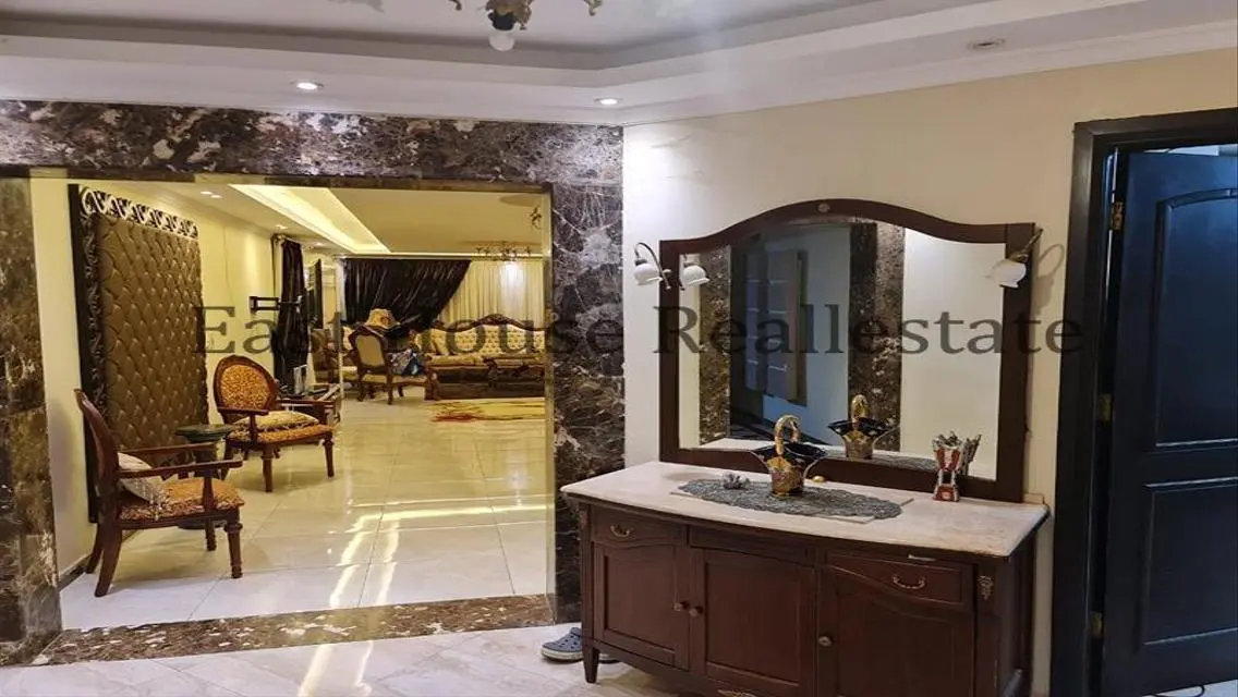 Luxury Apartment in B3 with Premium Amenities