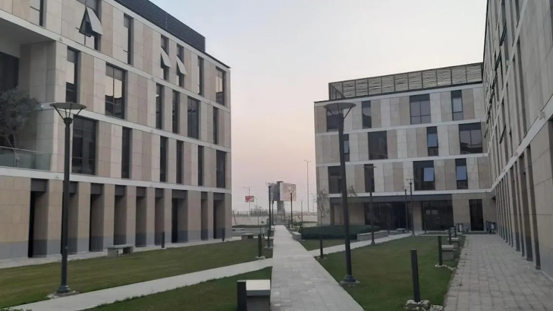 Modern Office in Central Location with Great Amenities