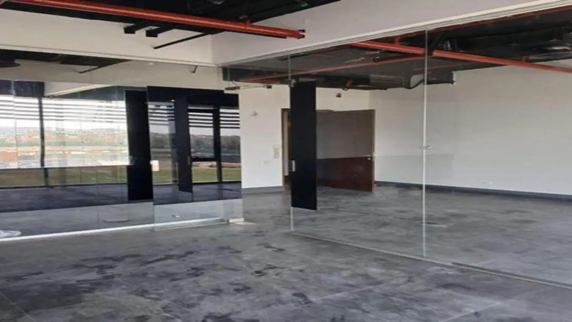 Modern Office in Central Location with Great Amenities
