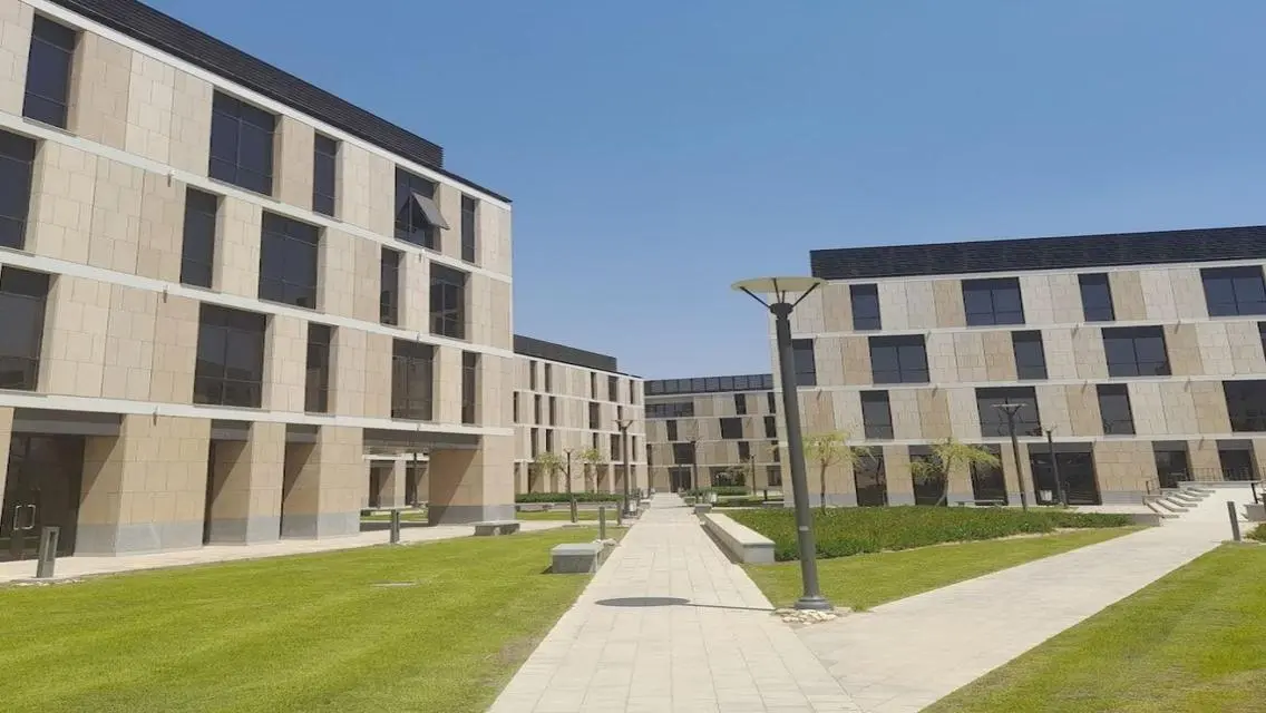 Modern Office in Central Location with Great Amenities