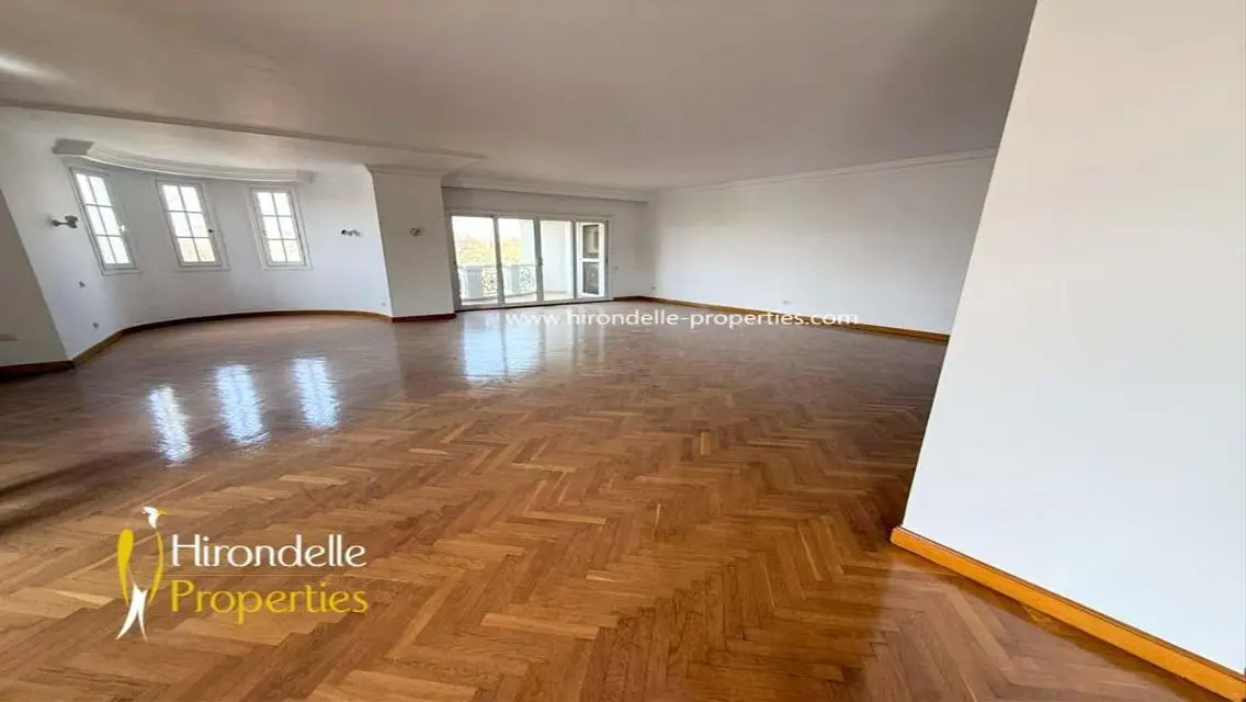 Luxurious Home in the Heart of the City Near Spinneys