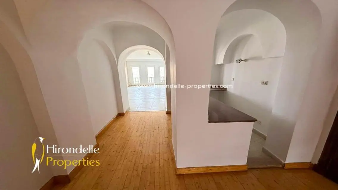 Luxurious Home in the Heart of the City Near Spinneys