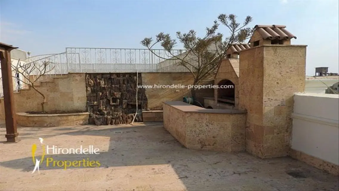 Luxurious Home in the Heart of the City Near Spinneys