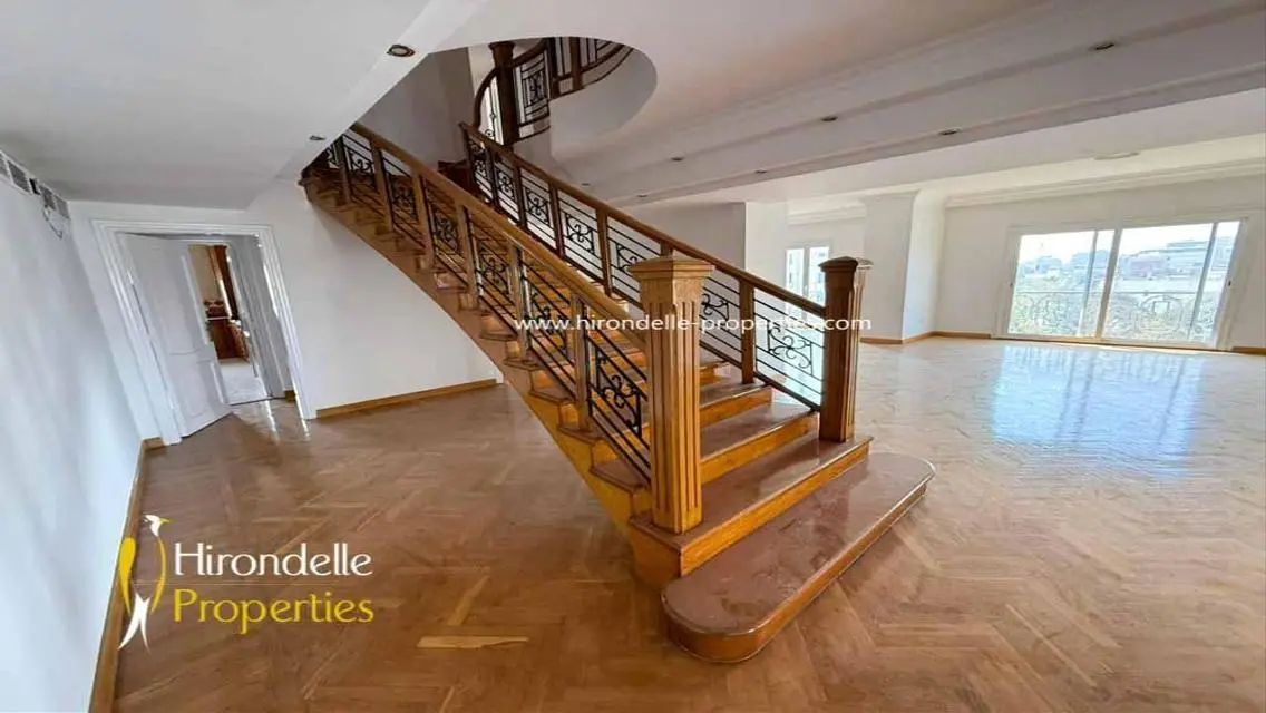 Luxurious Home in the Heart of the City Near Spinneys