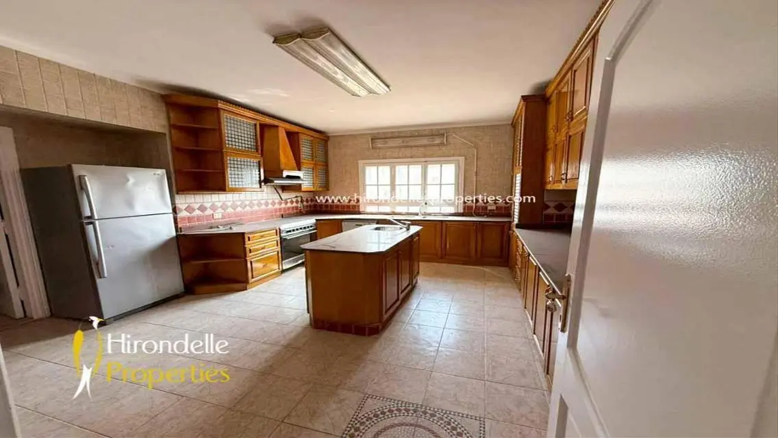 Luxurious Home in the Heart of the City Near Spinneys