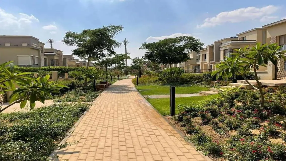 Luxury Villa with Private Garden and Pool