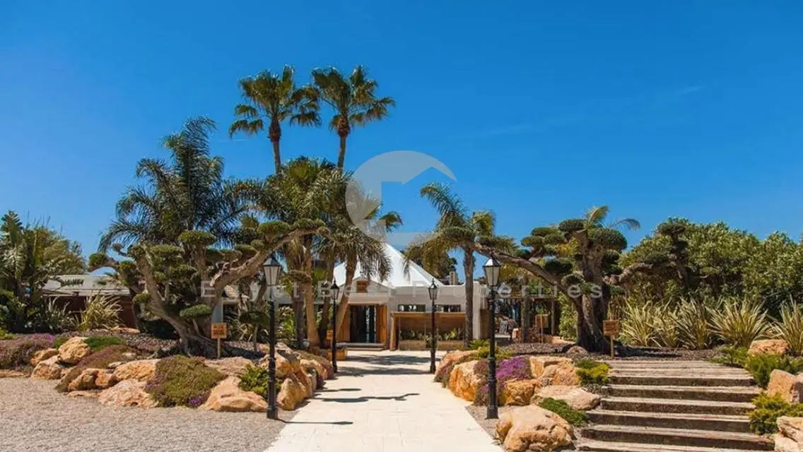 Luxury Apartment in Hacienda Blue - Palm Hills