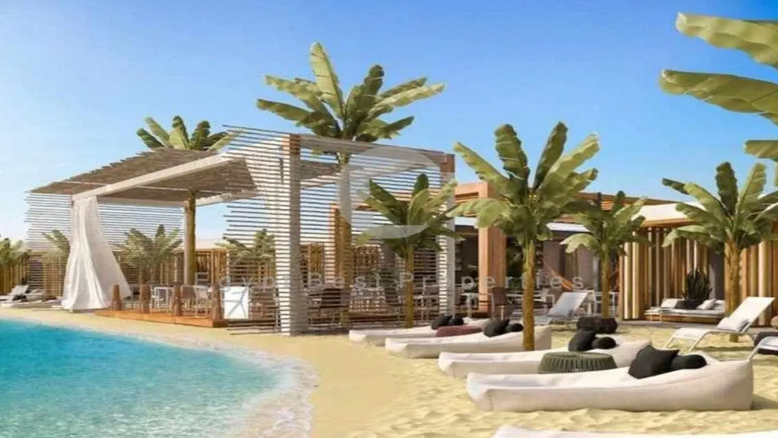 Luxurious Villa with Spacious Layout and Private Pool