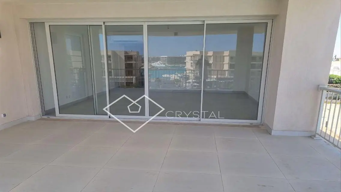 Luxury Apartment in Swan Lake, North Coast