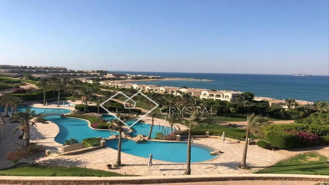 Luxurious Apartment with Balcony and Private Garden for Sale -190-
