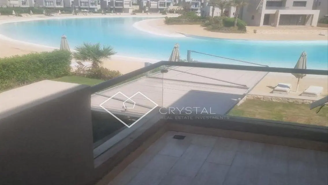 Luxurious Apartment with Balcony and Private Garden for Sale -190-