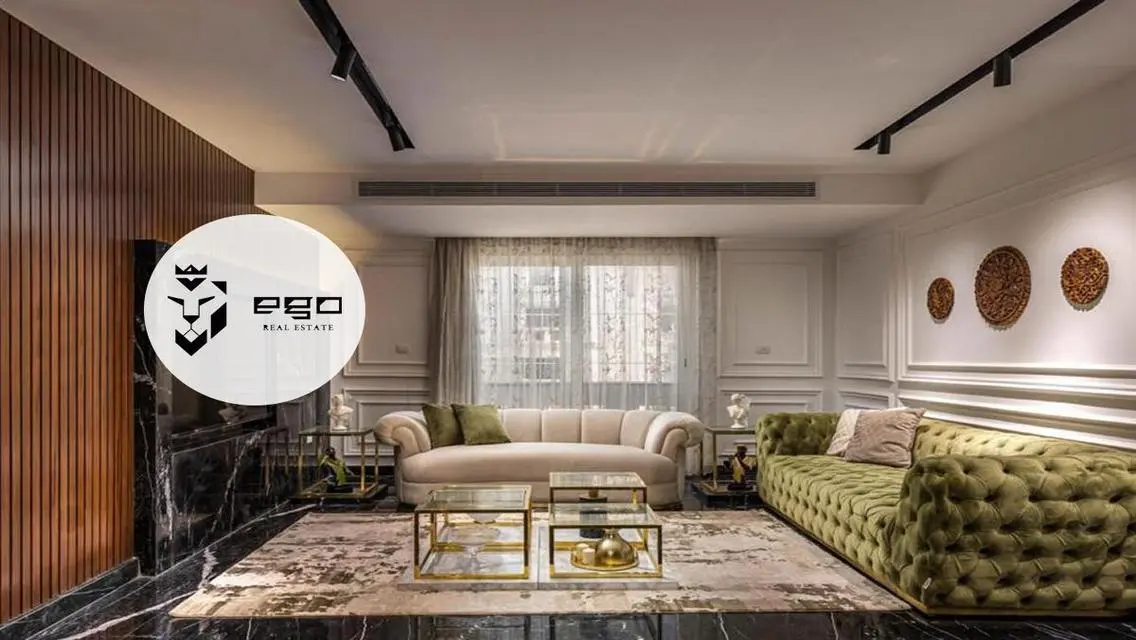 Luxury Apartment with 304 Meters and Stunning View