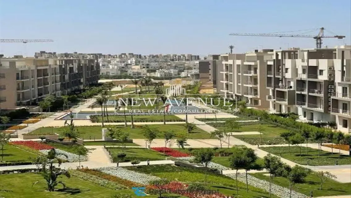 Luxury Apartment with Balcony and Private Garden