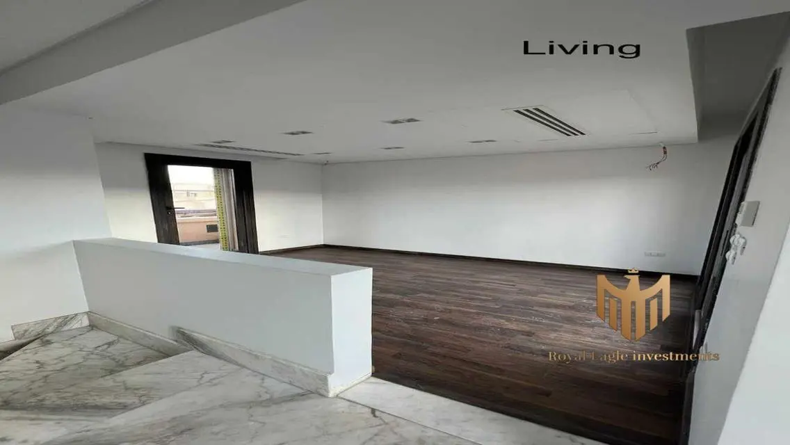 Luxury Apartment for Sale, 300 Sq M in the Heart of the City