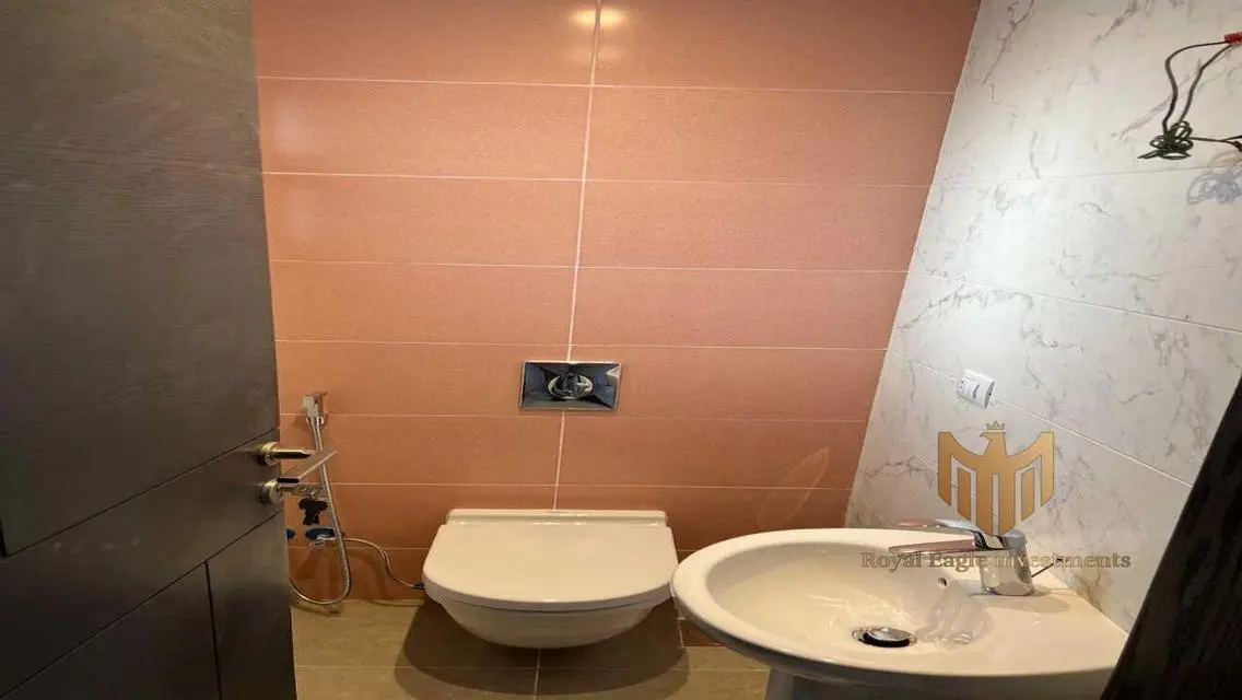 Luxury Apartment for Sale, 300 Sq M in the Heart of the City