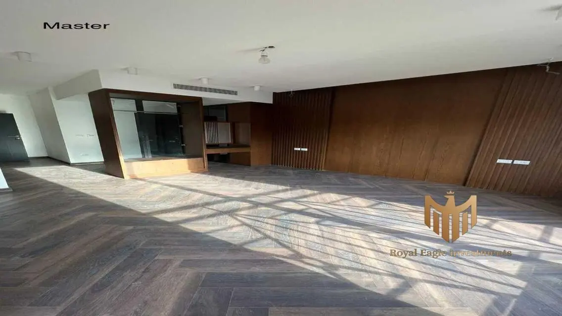 Luxury Apartment for Sale, 300 Sq M in the Heart of the City