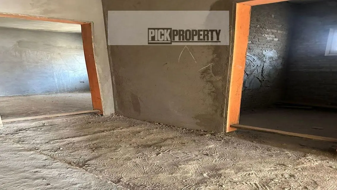 Luxury Apartment with Spacious Area in Prime Location