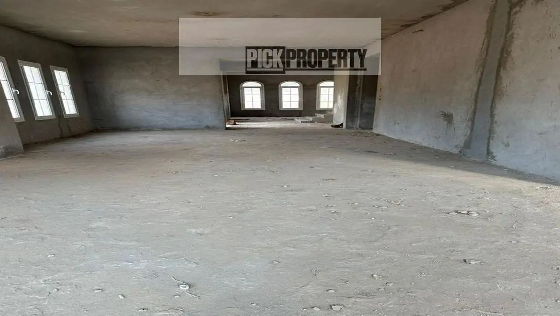 Luxury Apartment with Spacious Area in Prime Location