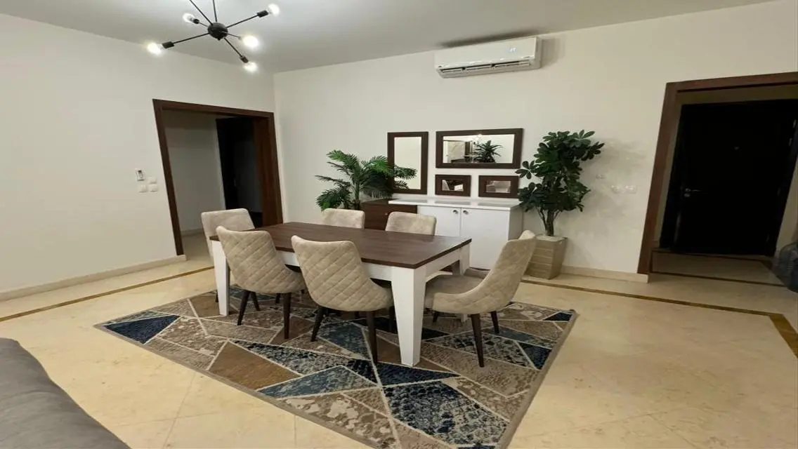 Luxury Apartment with Private Garden and Pool for Rent