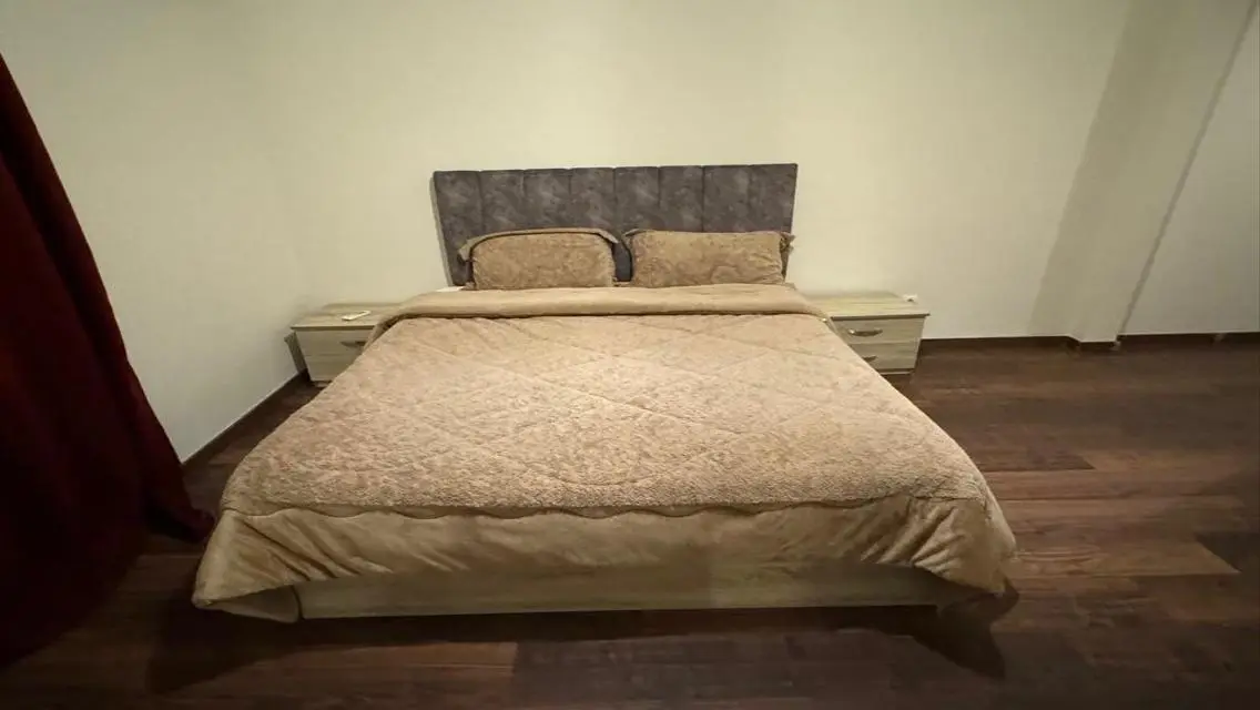 Luxury Apartment with Private Garden and Pool for Rent