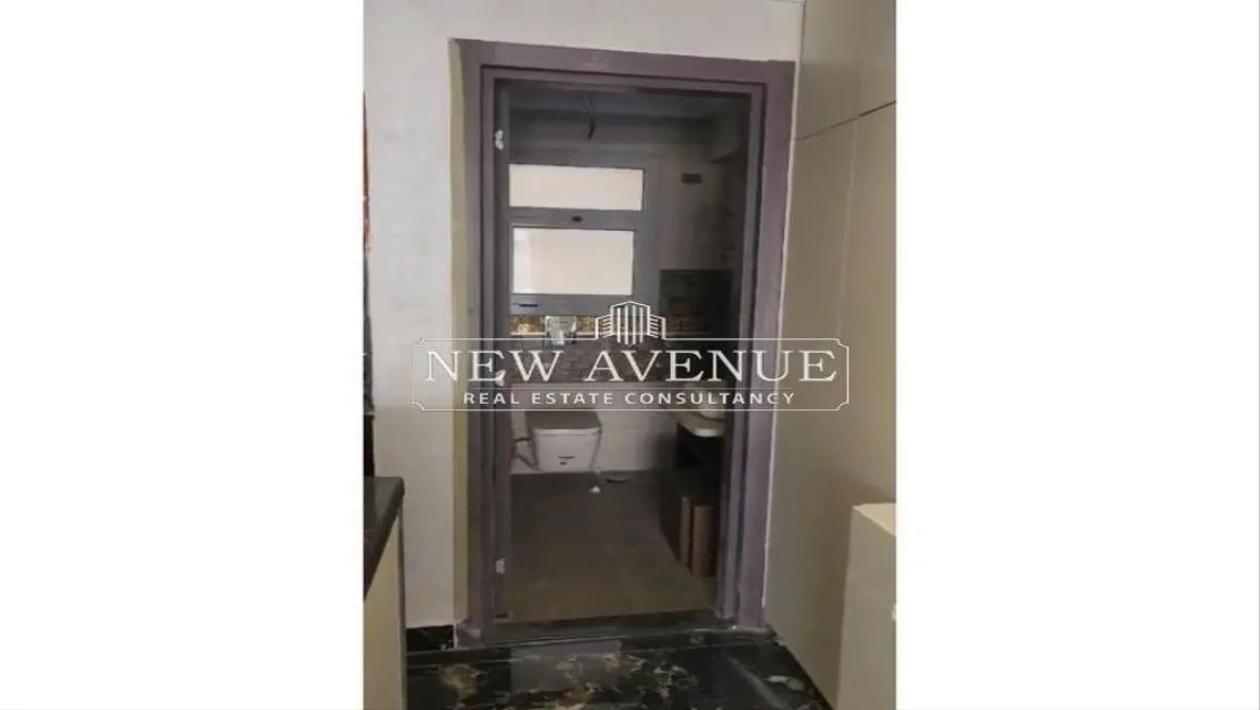 Luxurious Apartment with Stunning View and Full Amenities