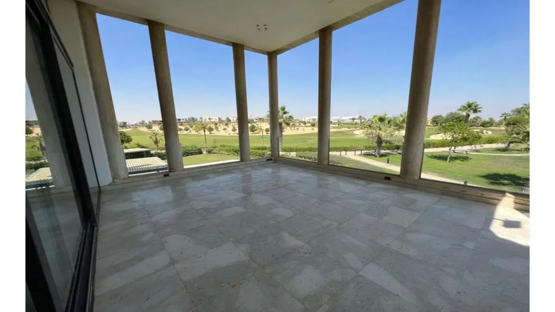 Stunning 5 Bedroom Villa for Sale