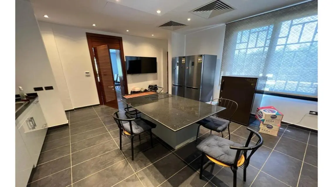 Stunning 5 Bedroom Villa for Sale