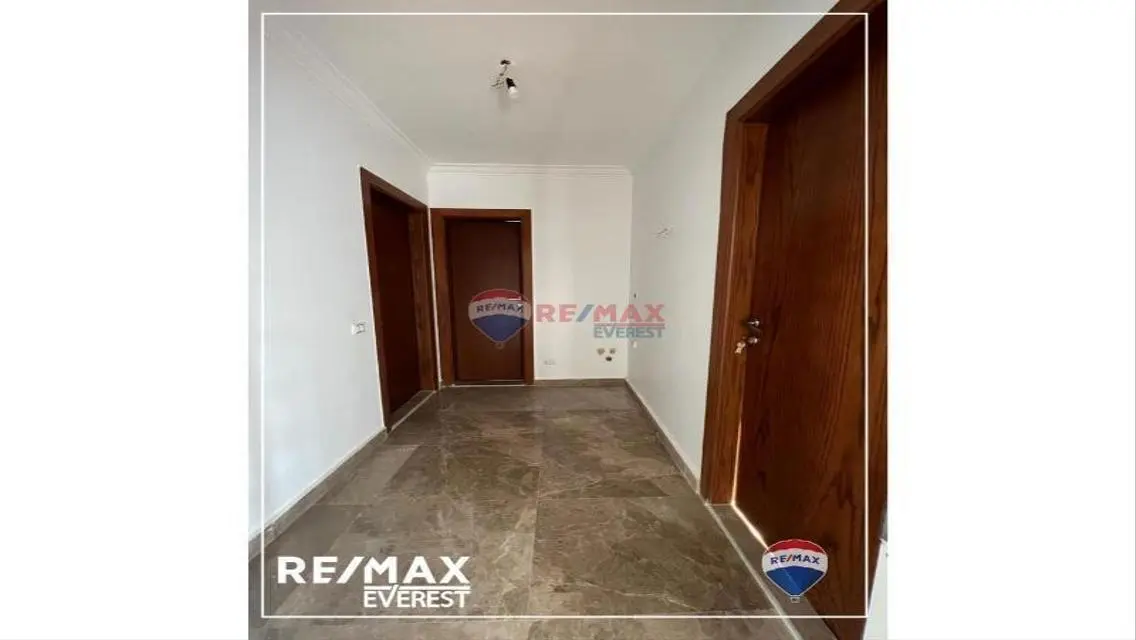 Luxurious Apartment Available for Rent