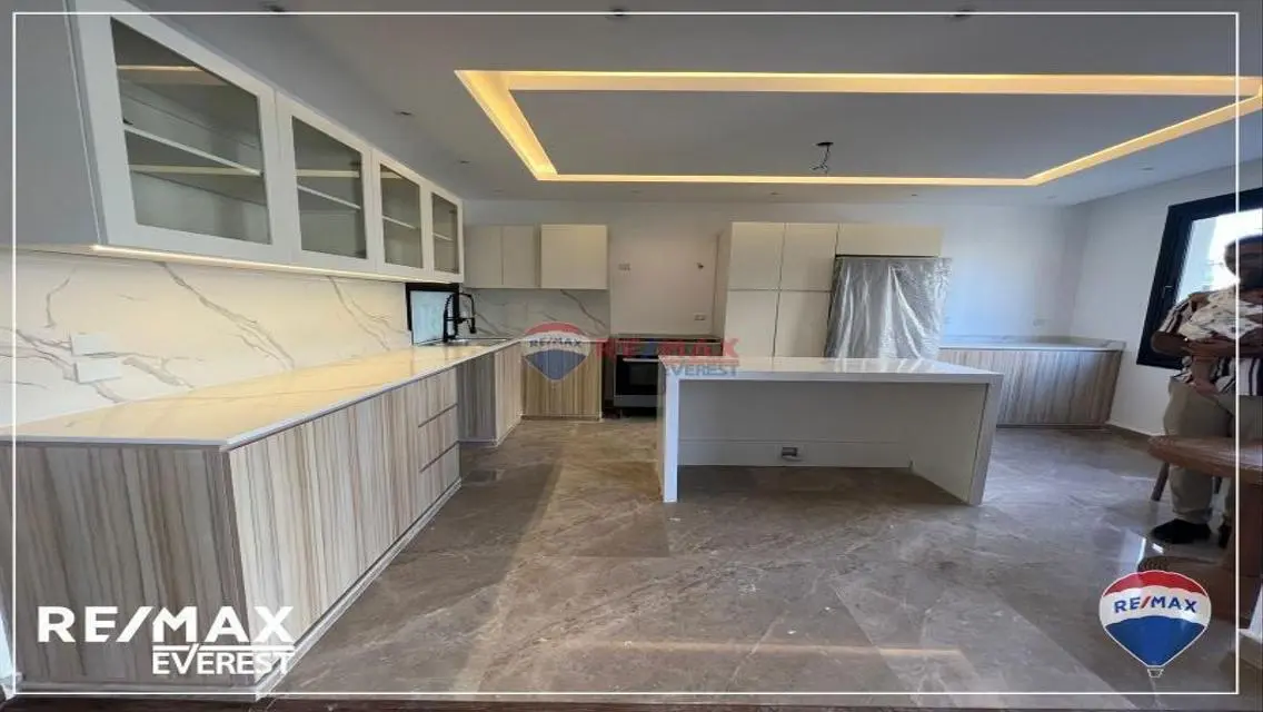 Luxurious Apartment Available for Rent