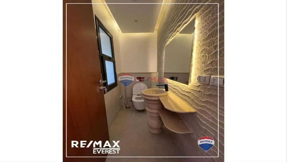 Luxurious Apartment Available for Rent