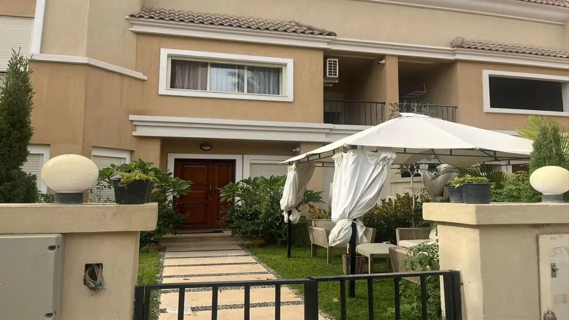 Luxurious 3-Bedroom Apartment in AUC