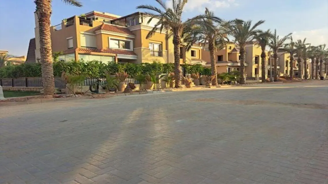 Luxurious 3-Bedroom Apartment in AUC