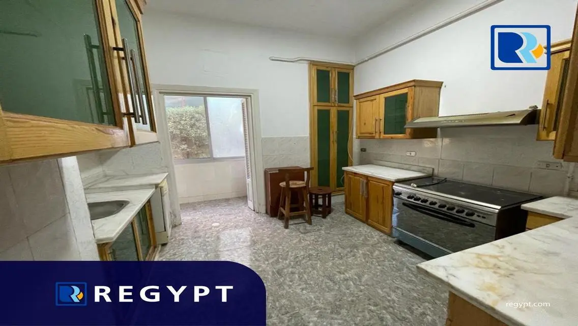فرصة استثمارية رائعة بمساحة 400 متر