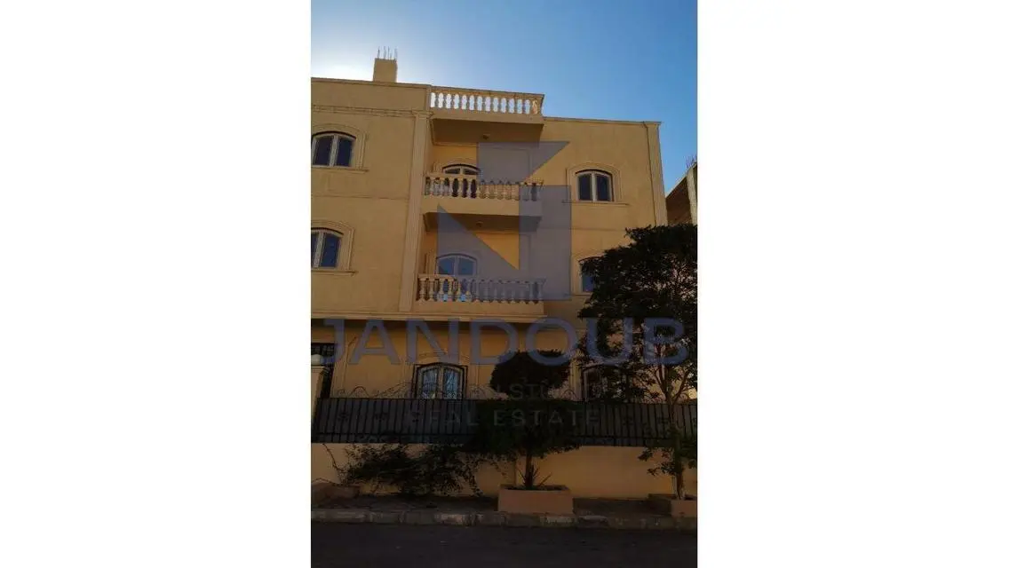 Luxury Villa in the Heart of the City