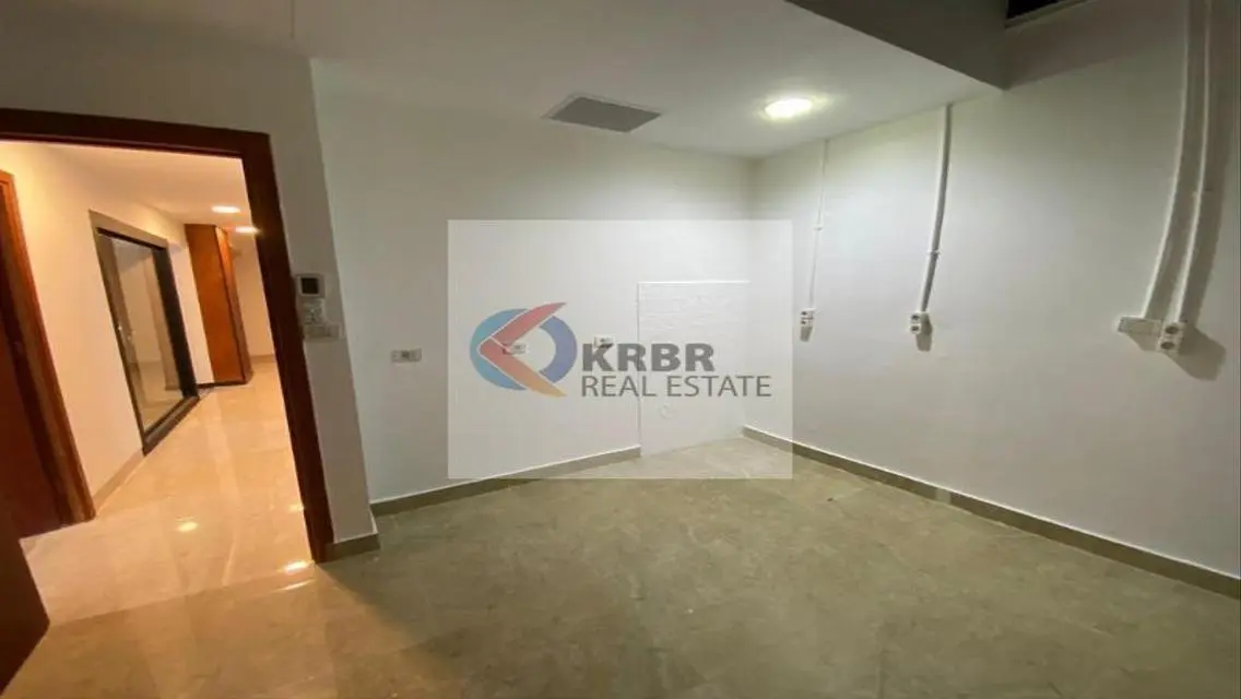 منزل فاخر بمساحة 1355 متر مربع