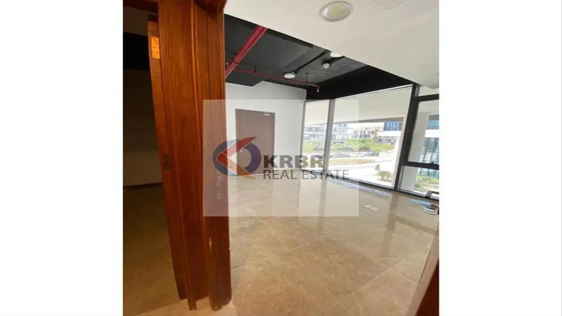 منزل فاخر بمساحة 1355 متر مربع