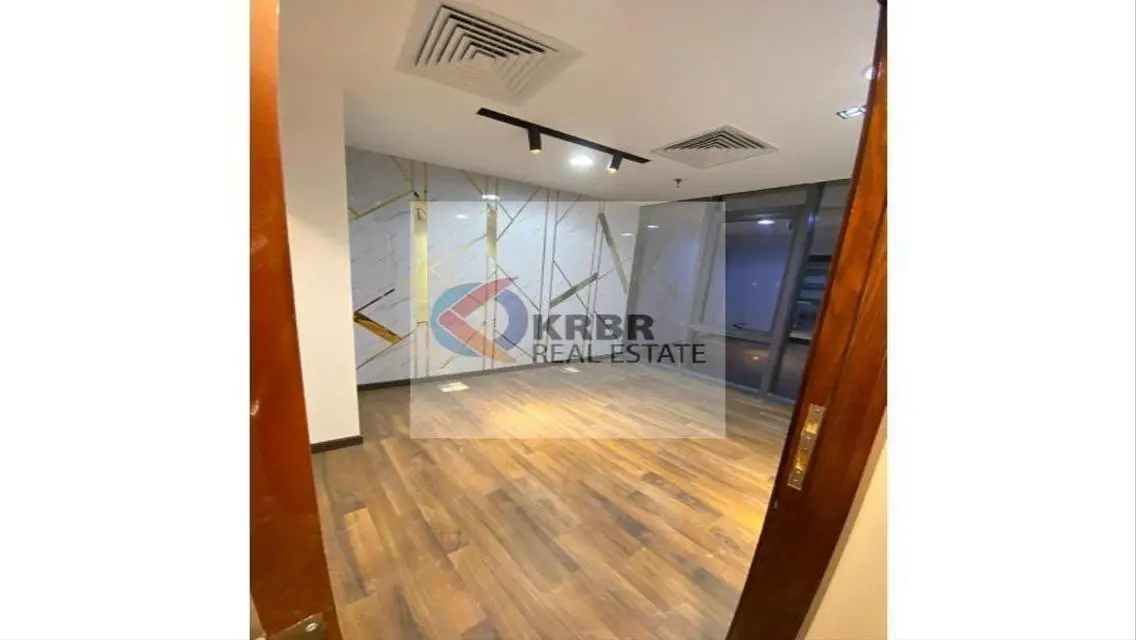 منزل فاخر بمساحة 1355 متر مربع
