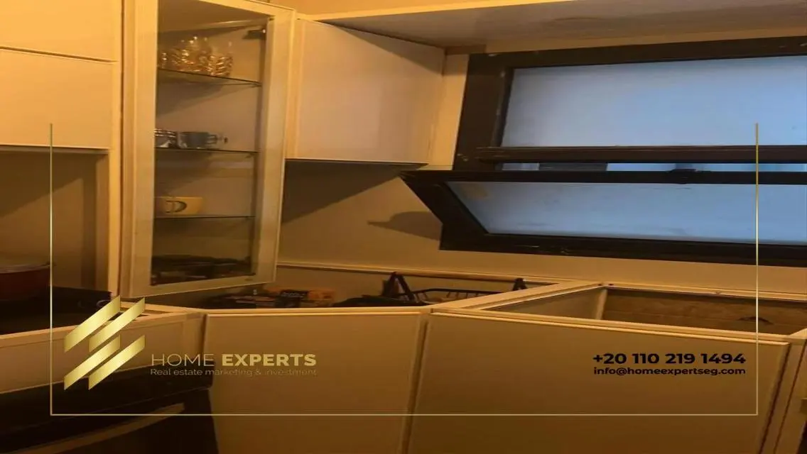 Luxury Apartment for Sale in the Heart of the City