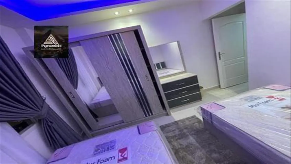 شقة حديثة بها جميع المرافق