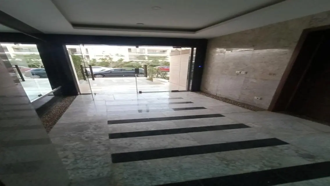 شقة جديدة للبيع 3 غرف نوم