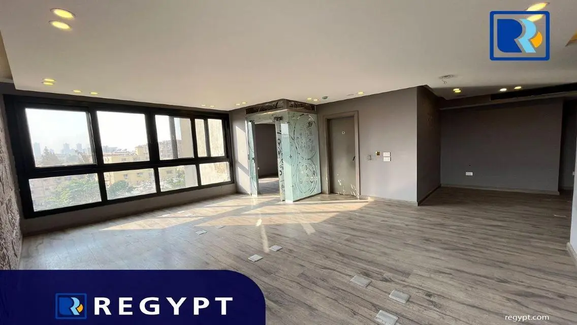 Apartment for Sale - 600 Sq. M. in Prime Location