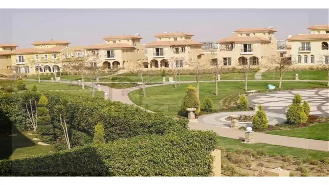 Luxurious Apartment for Sale in Hyde Park at a Great Price