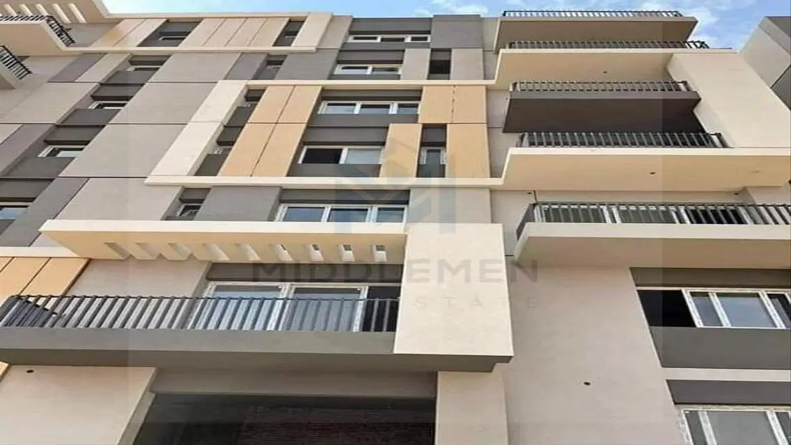 Luxurious 195 sqm Apartment in a Prime Area
