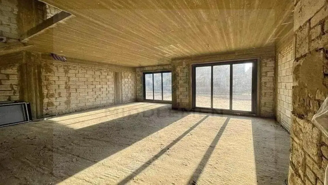 Luxurious 195 sqm Apartment in a Prime Area
