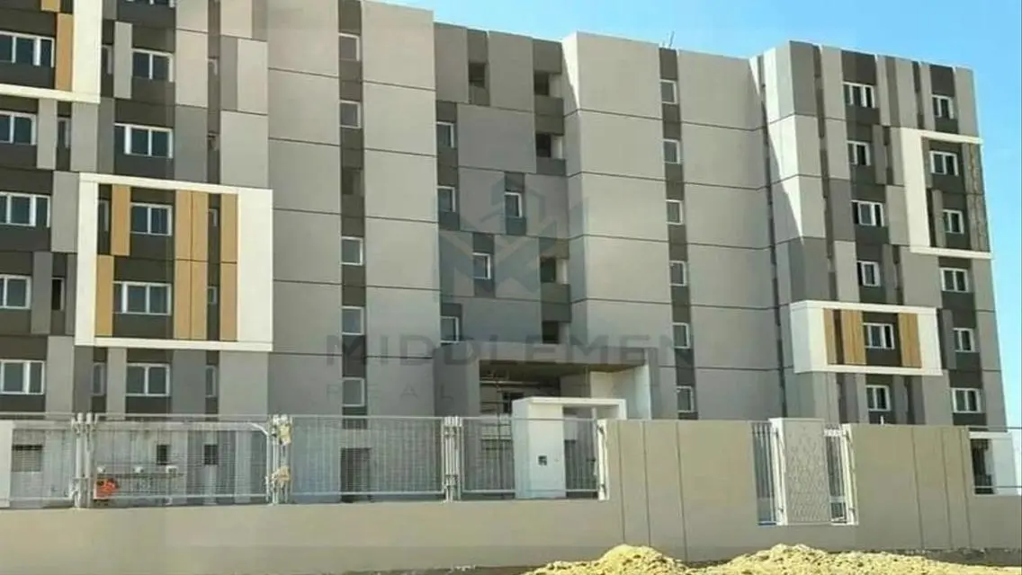 Luxurious 195 sqm Apartment in a Prime Area