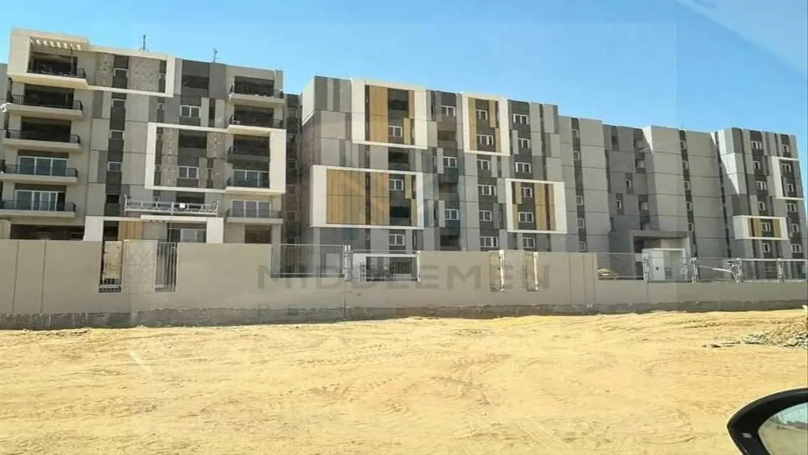 Luxurious 195 sqm Apartment in a Prime Area