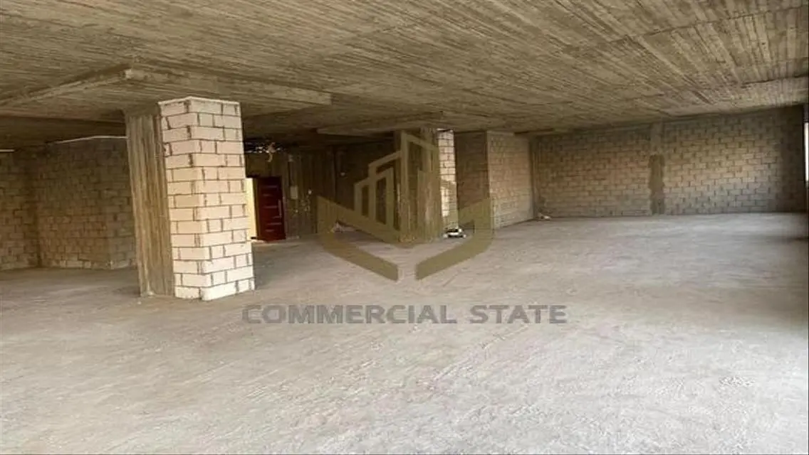 عقار تجاري للبيع في State 8