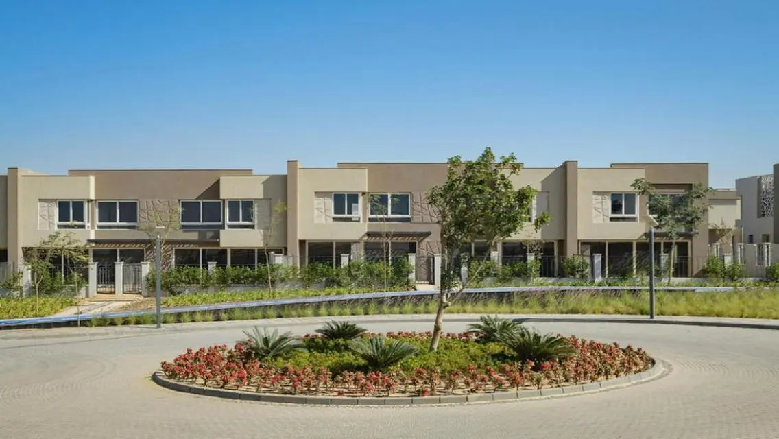 Spacious Apartment with Comprehensive Amenities